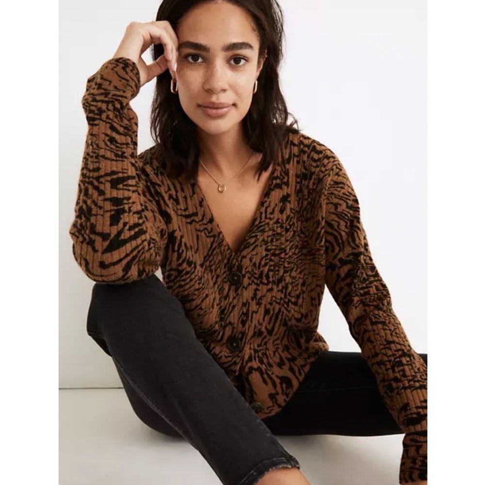 Madewell Tigerized Cameron Ribbed Cardigan Sweater in Coziest Yarn